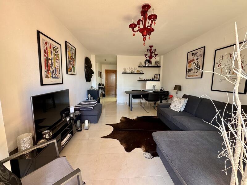 2 slaapkamer Appartement Te koop 2 slaapkamer Appartement Te koop