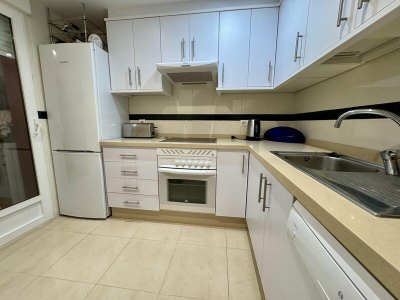 2 slaapkamer Appartement Te koop 2 slaapkamer Appartement Te koop