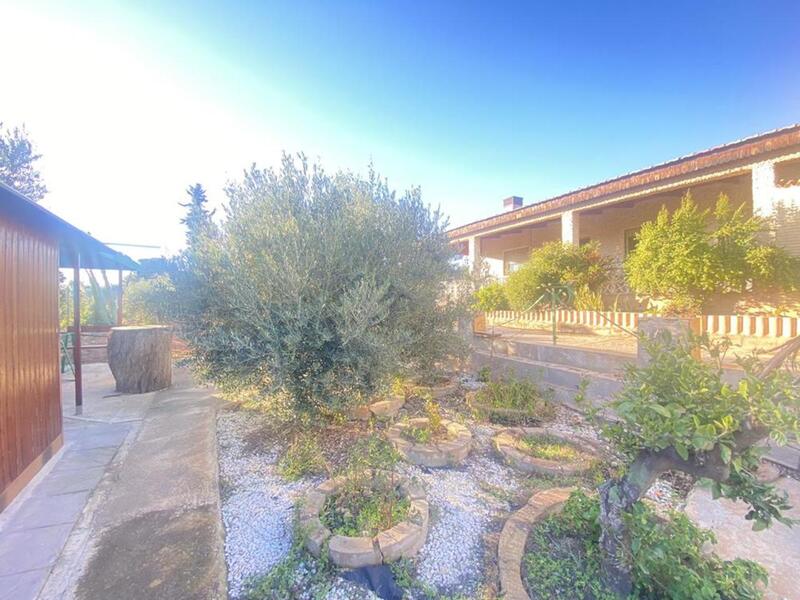 4 soverom Villa til salgs 4 soverom Villa til salgs