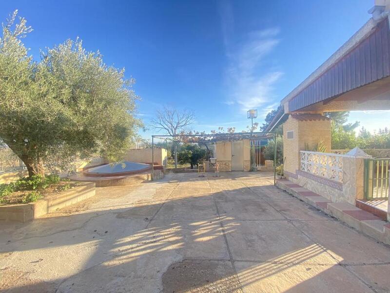 4 soverom Villa til salgs 4 soverom Villa til salgs