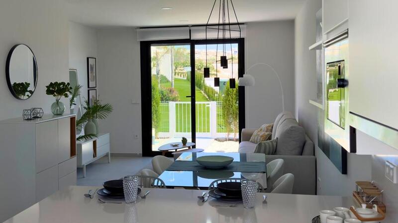 3 soveværelse Byhus til salg 3 soveværelse Byhus til salg