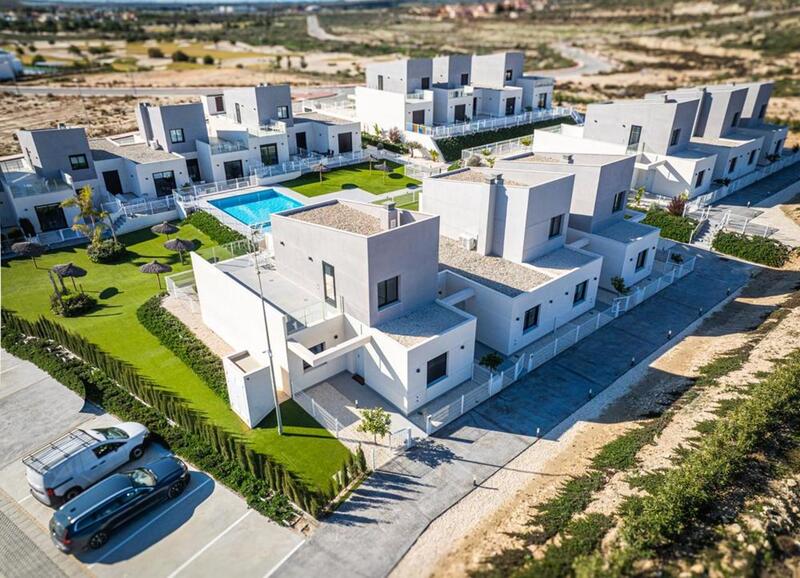 3 sovrum Radhus till salu