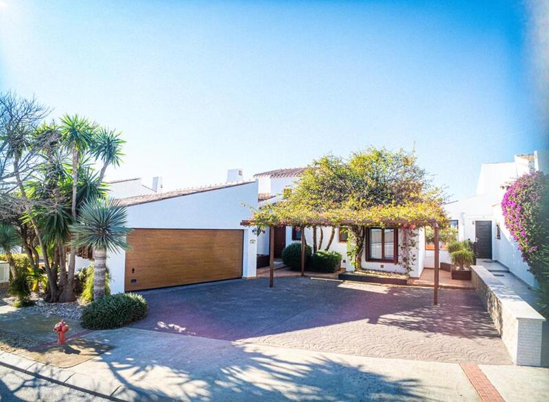 3 Cuarto Villa en venta