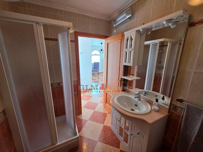 3 soverom Leilighet til salgs 3 soverom Leilighet til salgs