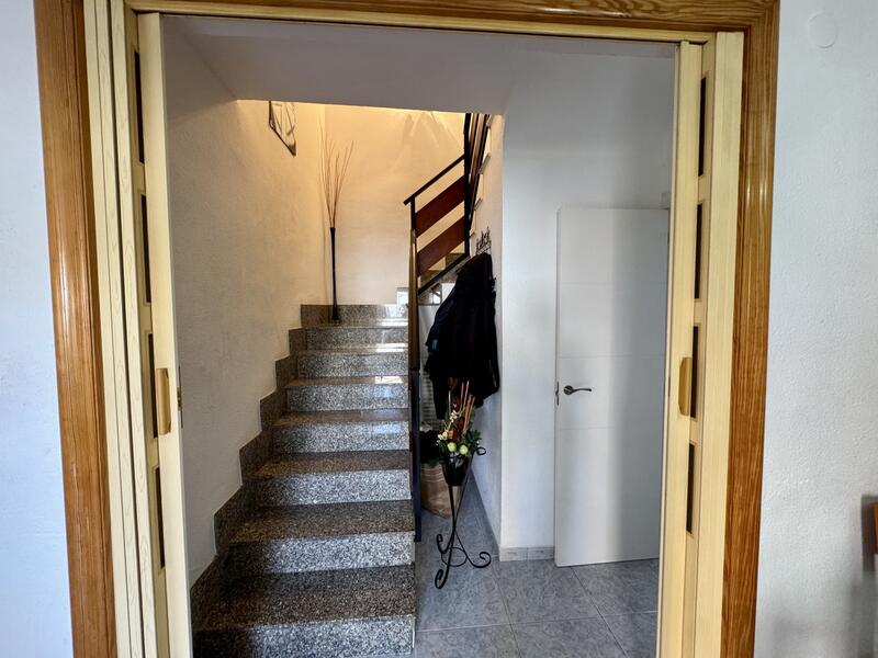 3 bedroom Townhouse for sale