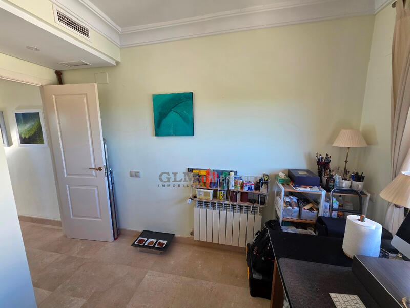 2 slaapkamer Appartement Te koop