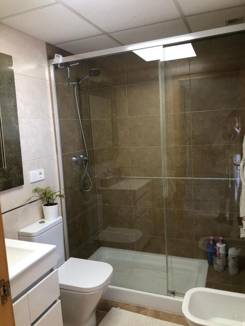 3 Schlafzimmer Stadthaus zu verkaufen