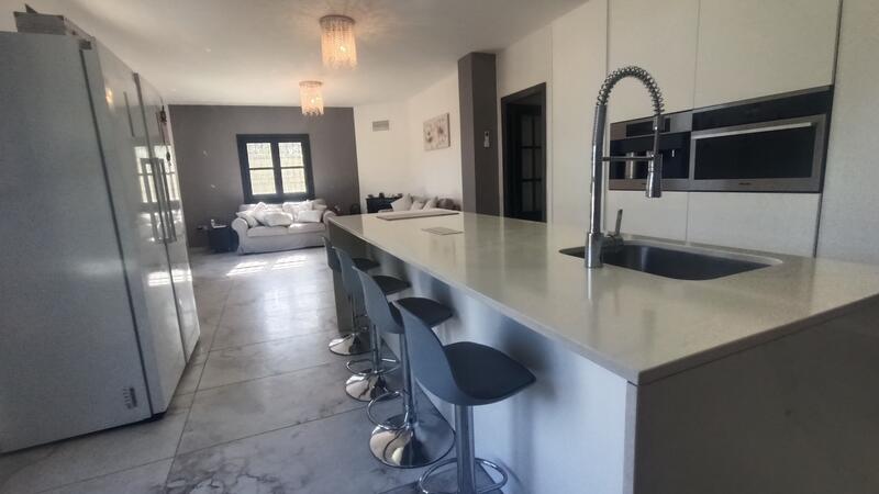 5 Schlafzimmer Villa zu verkaufen