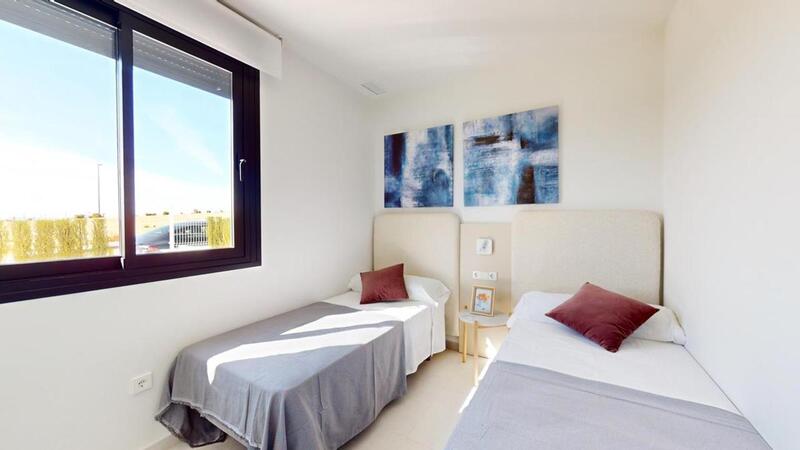 2 bedroom Townhouse for sale