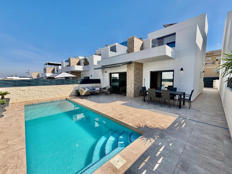 3 bedroom Villa for sale