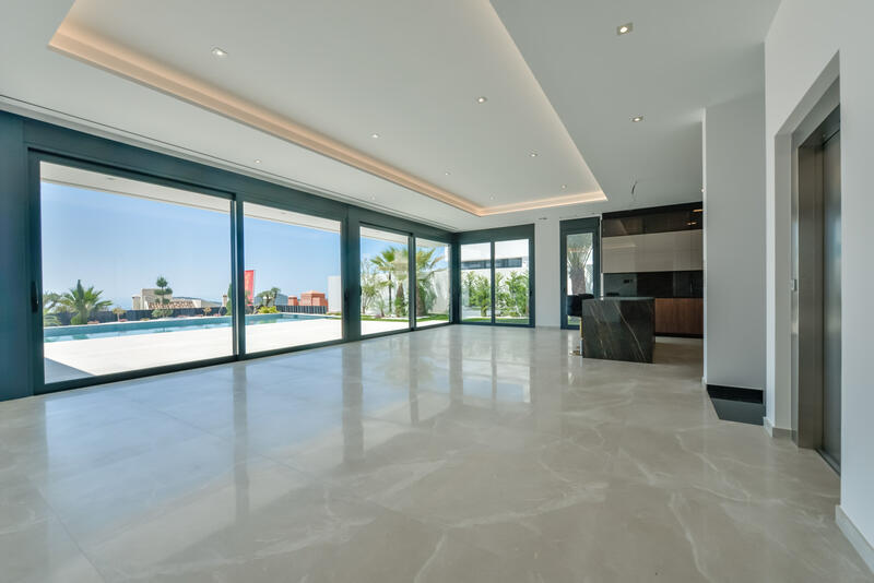 8 спальная комната вилла продается