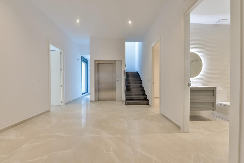 8 спальная комната вилла продается