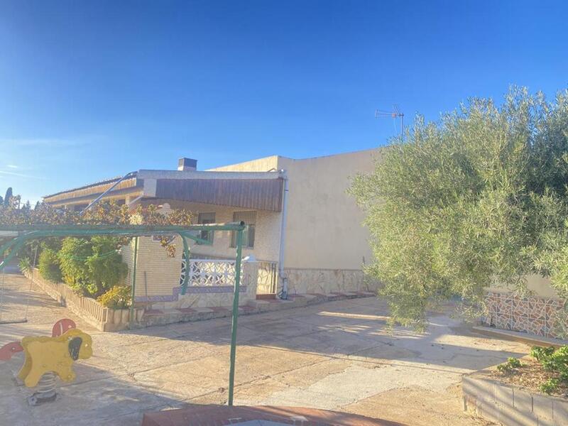 4 bedroom Villa for sale 4 bedroom Villa for sale