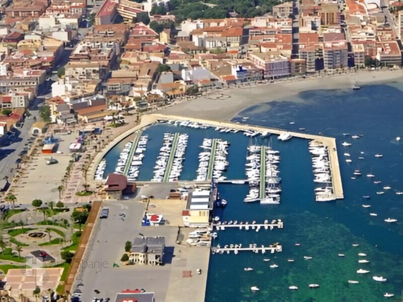 2 slaapkamer Appartement Te koop 2 slaapkamer Appartement Te koop