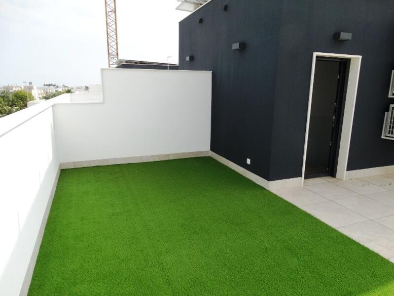 3 bedroom Townhouse for sale