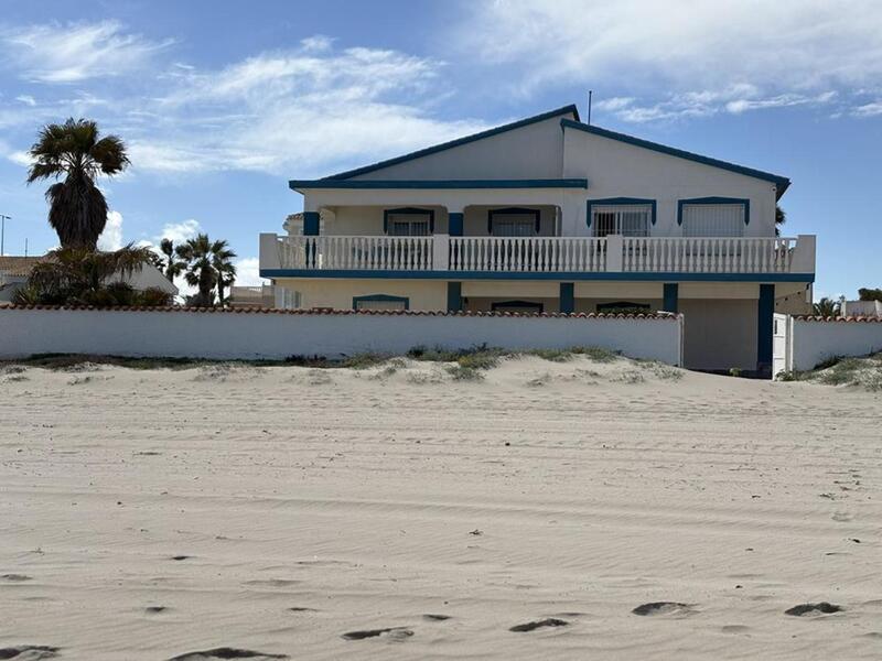 6 bedroom Villa for sale 6 bedroom Villa for sale