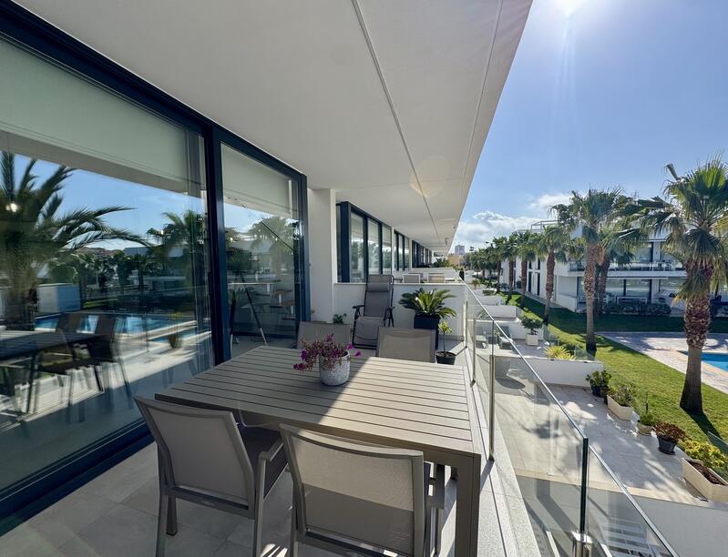 2 спальная комната квартира продается