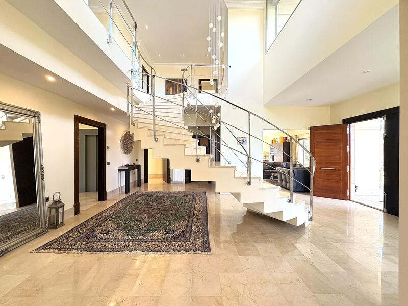 5 bedroom Villa for sale 5 bedroom Villa for sale