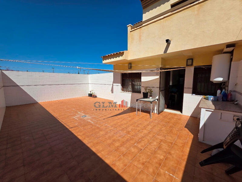 3 slaapkamer Appartement Te koop 3 slaapkamer Appartement Te koop