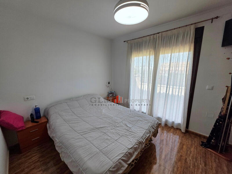 3 slaapkamer Appartement Te koop 3 slaapkamer Appartement Te koop