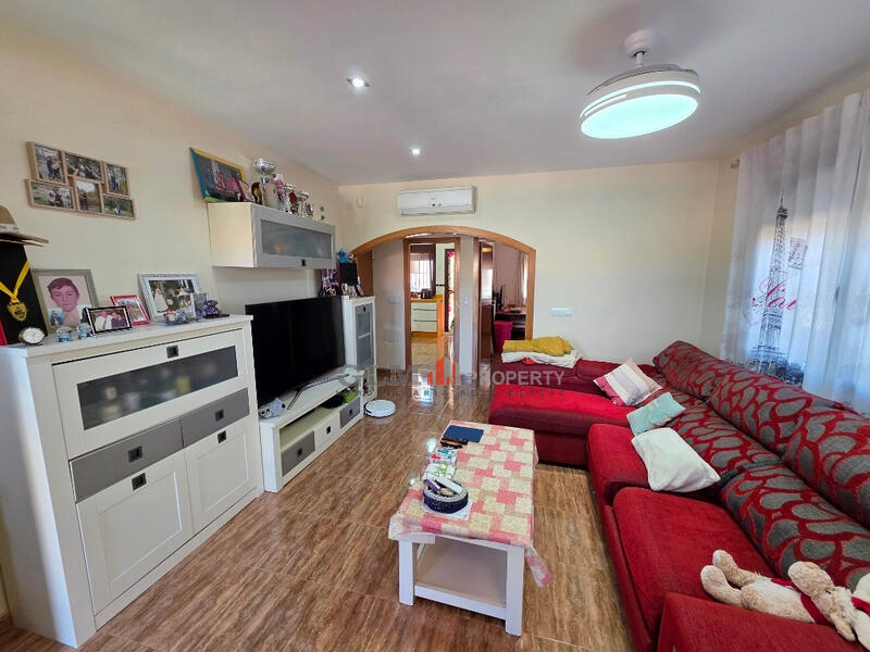 3 slaapkamer Appartement Te koop 3 slaapkamer Appartement Te koop