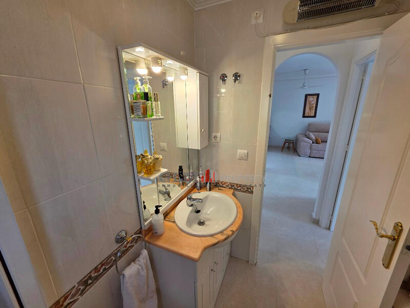 2 спальная комната квартира продается