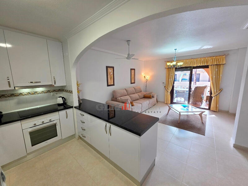 2 спальная комната квартира продается