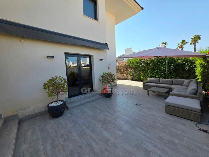 4 slaapkamer Appartement Te koop