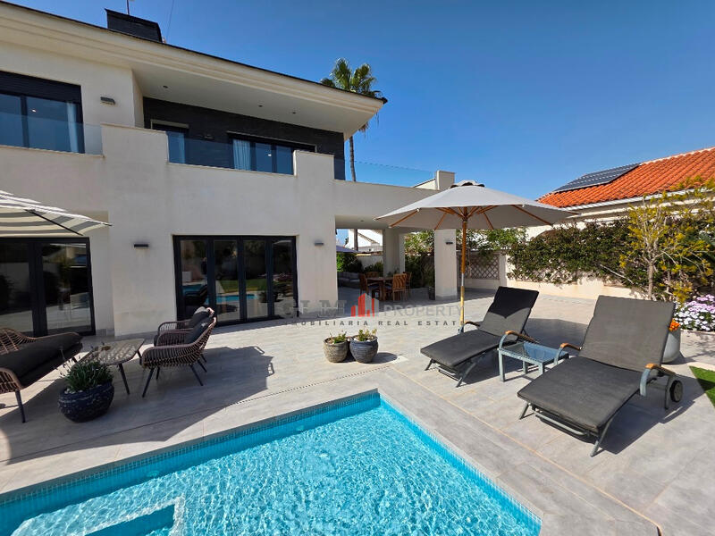 4 slaapkamer Appartement Te koop