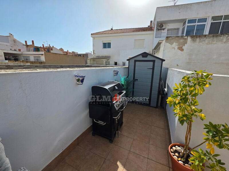 3 bedroom Apartment for sale