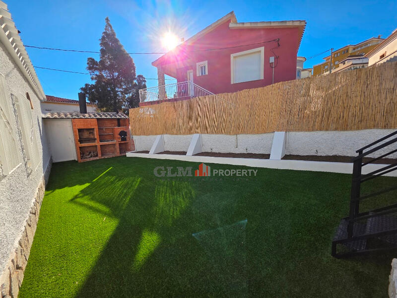 4 bedroom Apartment for sale