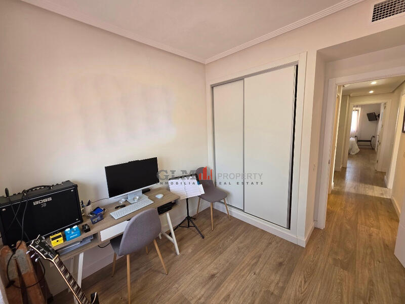 3 slaapkamer Appartement Te koop