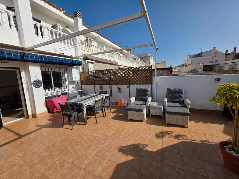 3 bedroom Apartment for sale