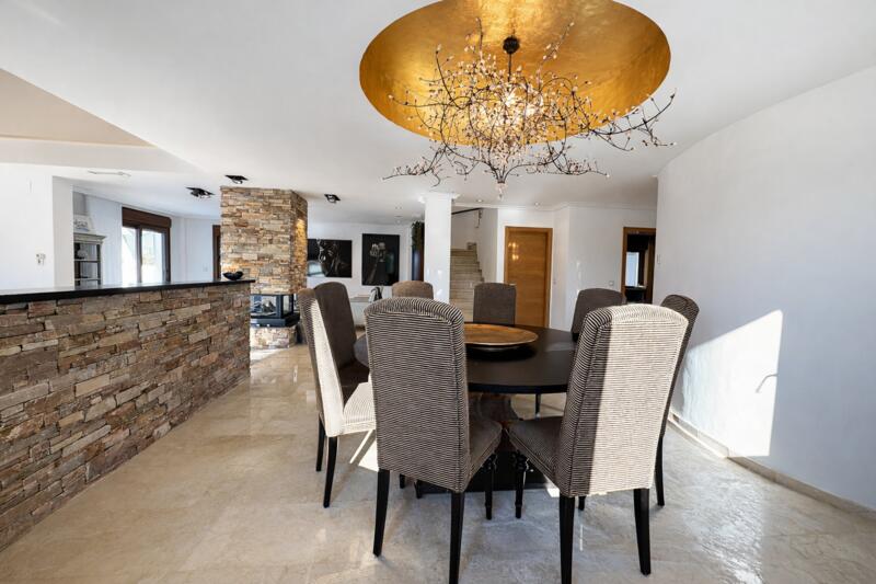 4 bedroom Villa for sale