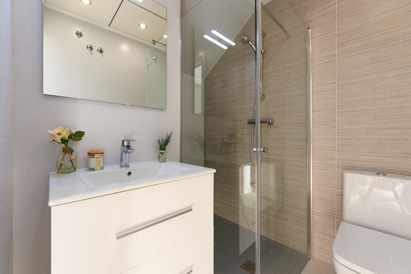 4 bedroom Townhouse for sale