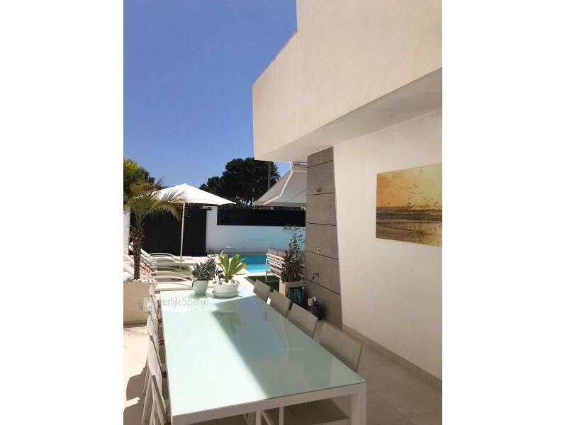 3 slaapkamer Villa Te koop