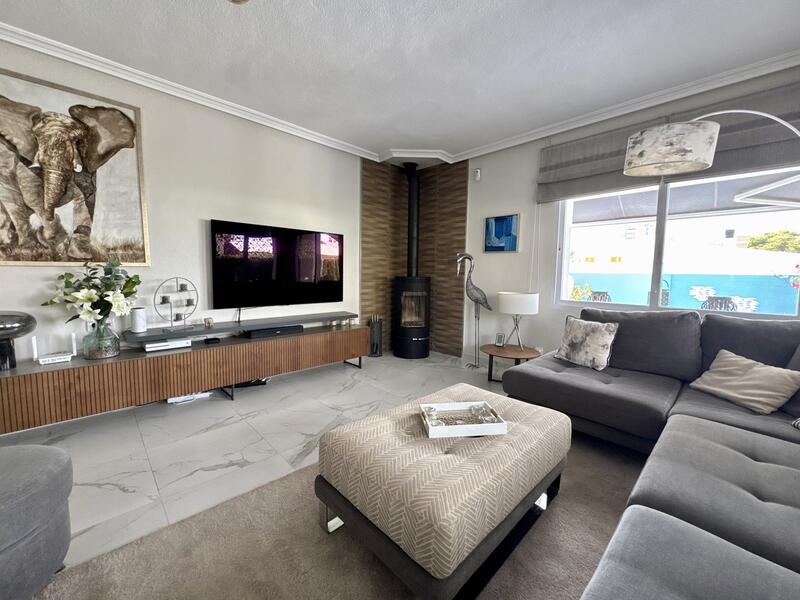 4 bedroom Villa for sale