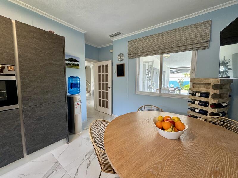 4 bedroom Villa for sale