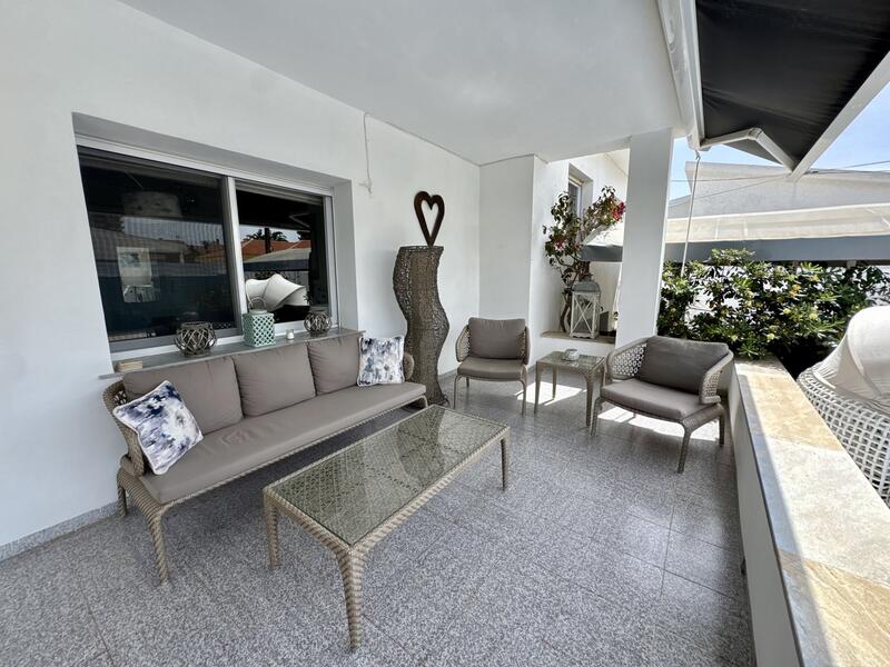 4 bedroom Villa for sale