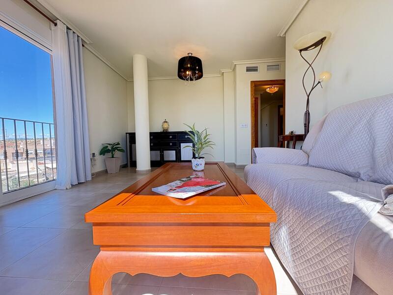 2 bedroom Apartment for sale
