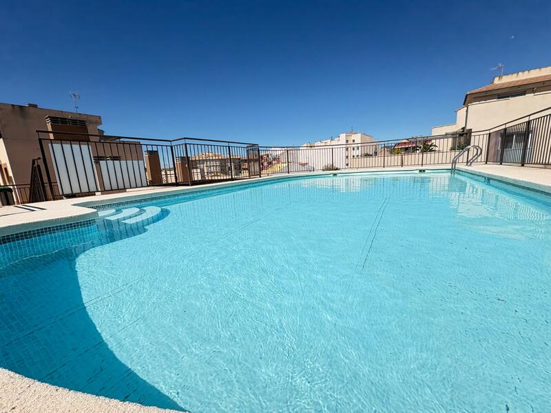 2 bedroom Apartment for sale
