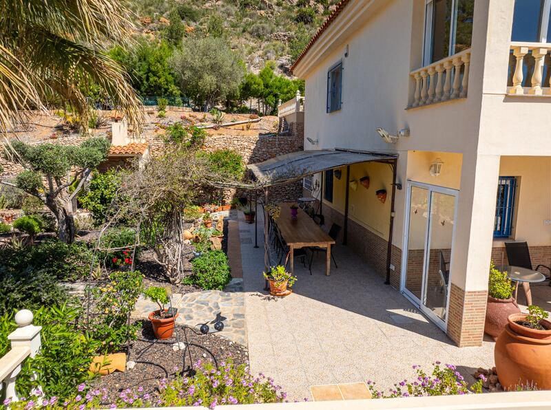 4 bedroom Villa for sale