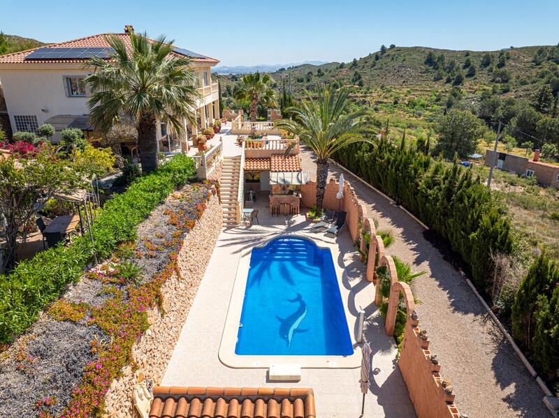 4 bedroom Villa for sale
