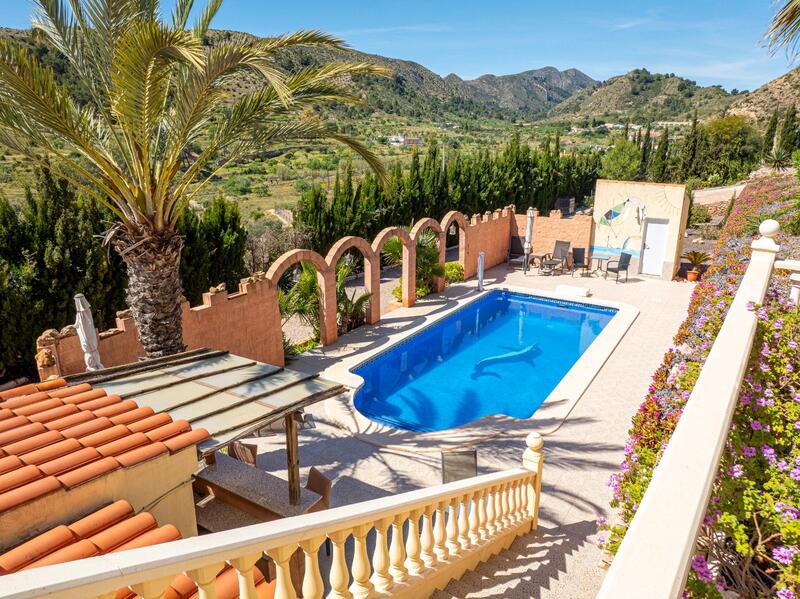 4 bedroom Villa for sale