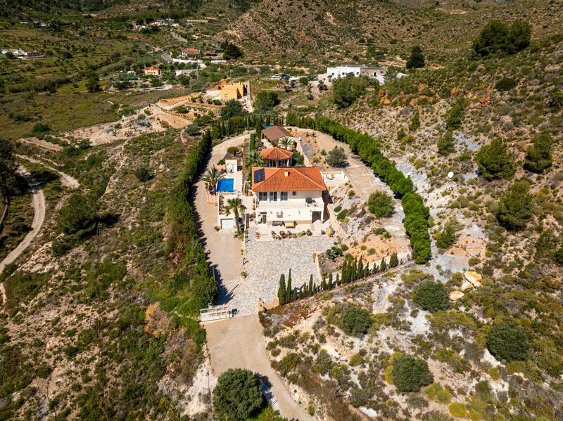 4 bedroom Villa for sale