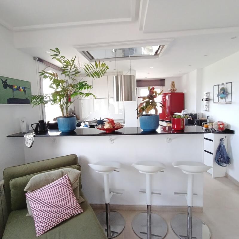 2 slaapkamer Appartement Te koop