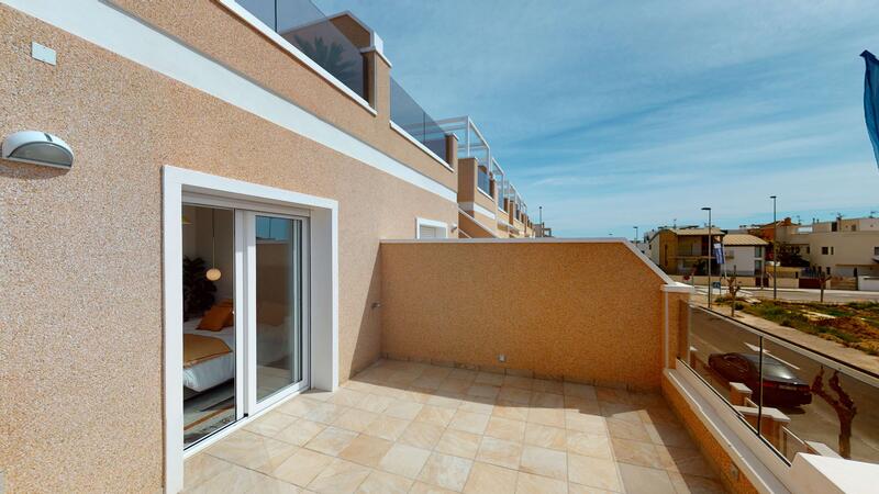 Townhouse for sale in Pilar de la Horadada, Alicante