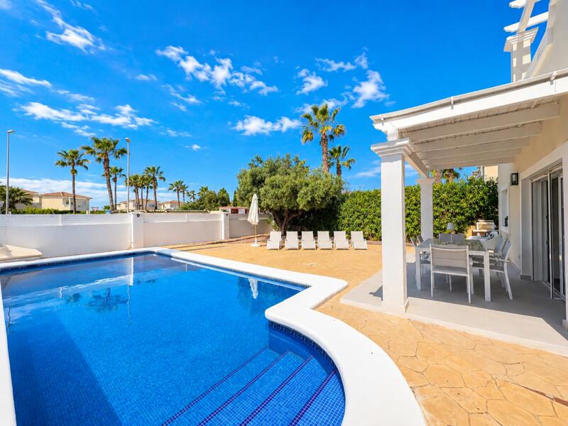 3 bedroom Villa for sale 3 bedroom Villa for sale
