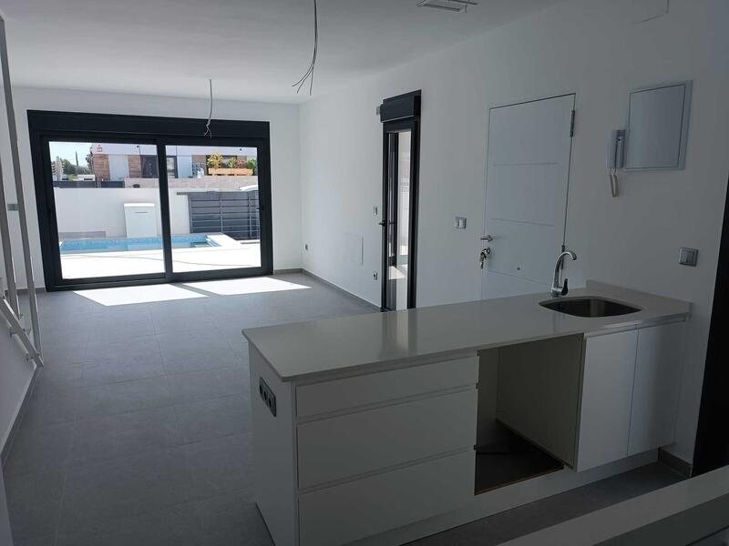 3 Cuarto Villa en venta