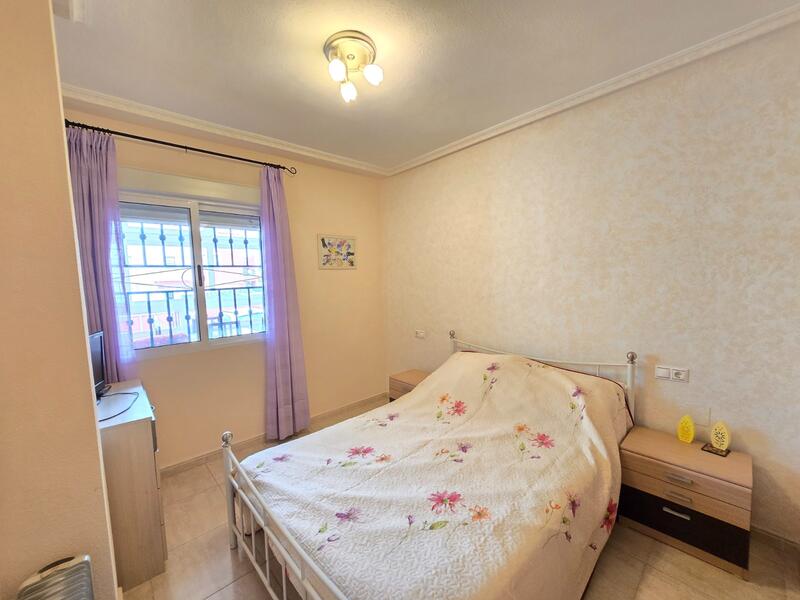 2 slaapkamer Appartement Te koop 2 slaapkamer Appartement Te koop